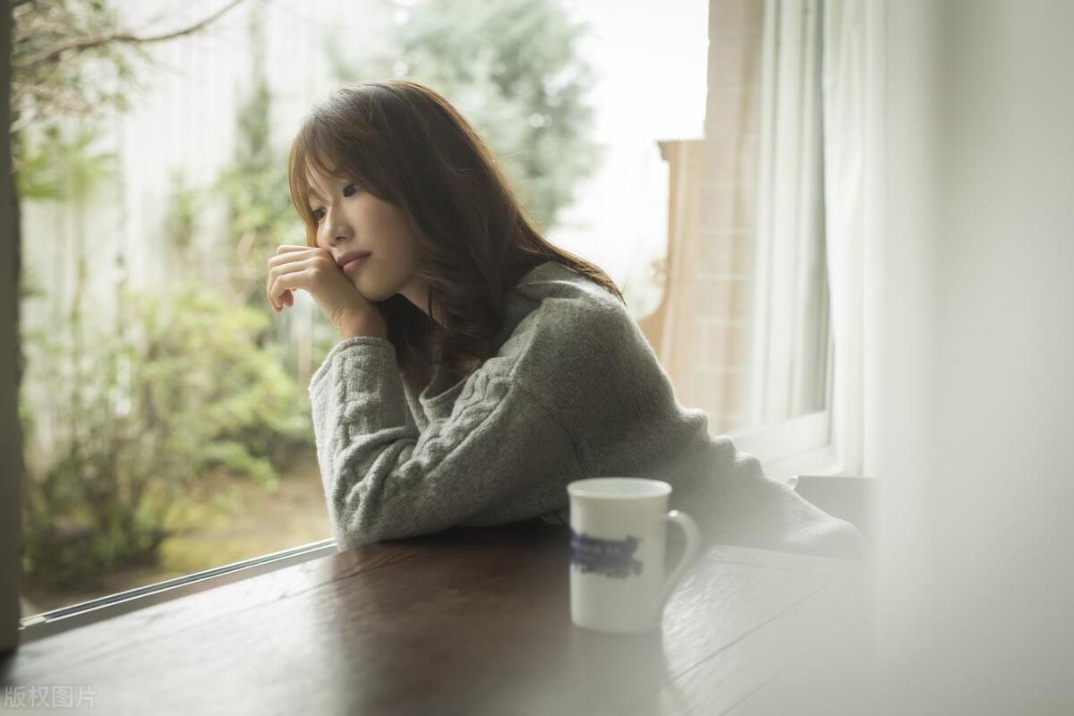 探索无删减版在线观看，漂亮的女邻居的韩国故事-第2张图片