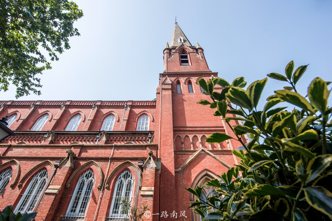 爱丁堡与上海，东西方文化的交融与碰撞