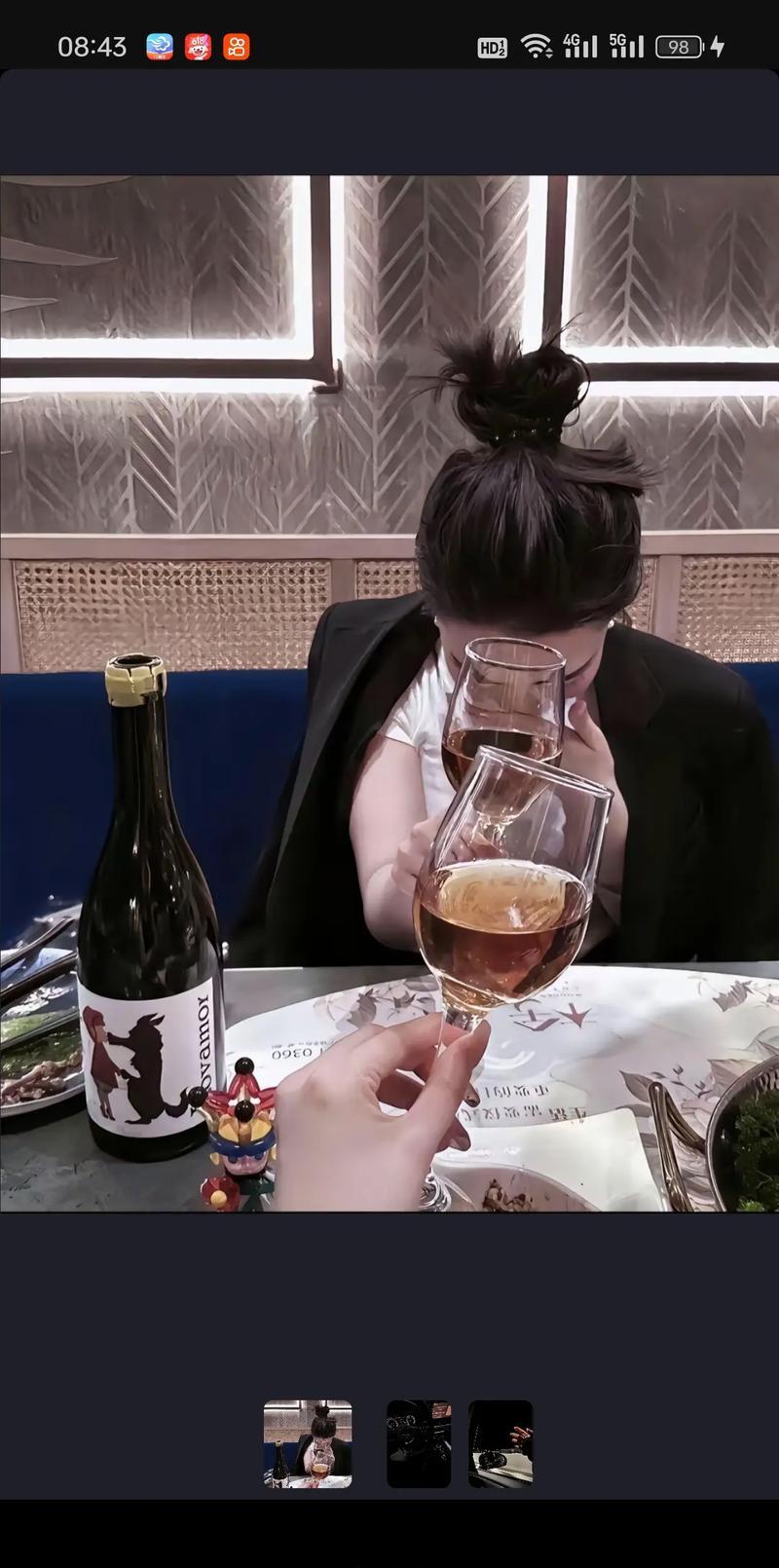 男人长期睡一个女人是不是会腻男人长期与同一女性共眠是否会感到腻？——深度解析情感与生理的交织-第3张图片