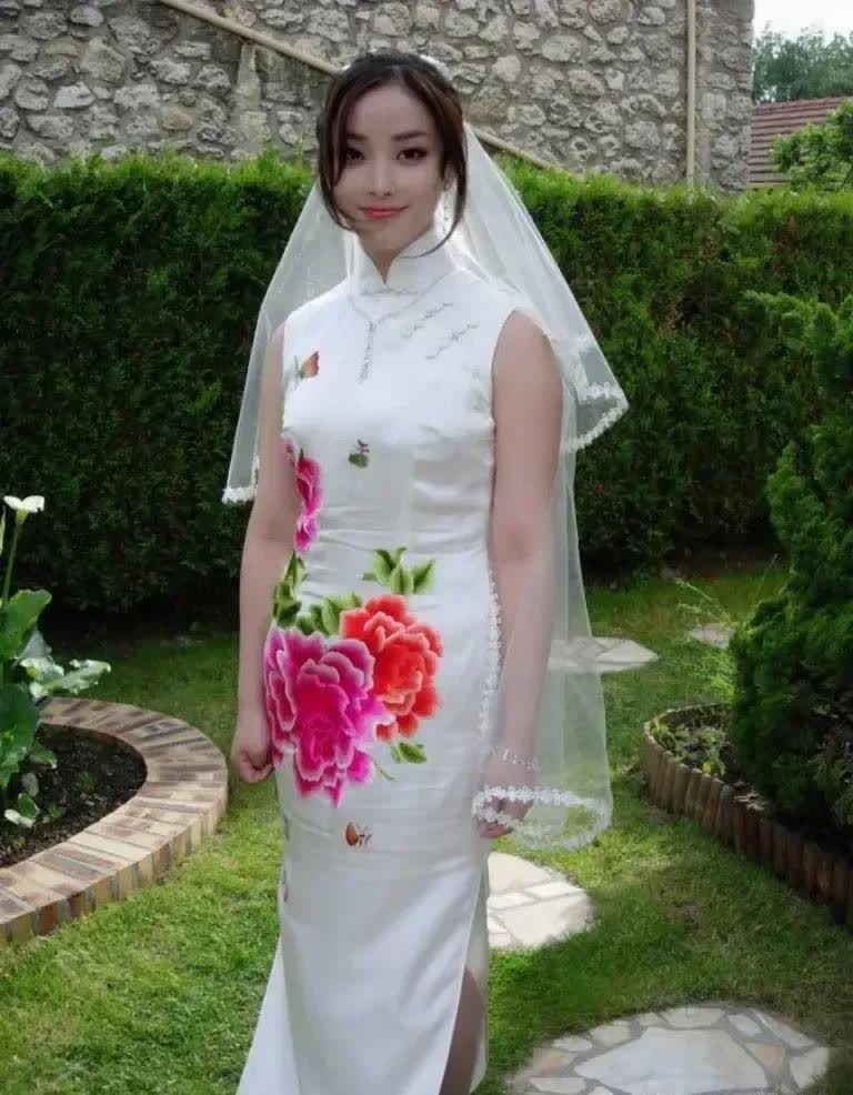 年轻漂亮小姐5年轻漂亮小姐的魅力与风采