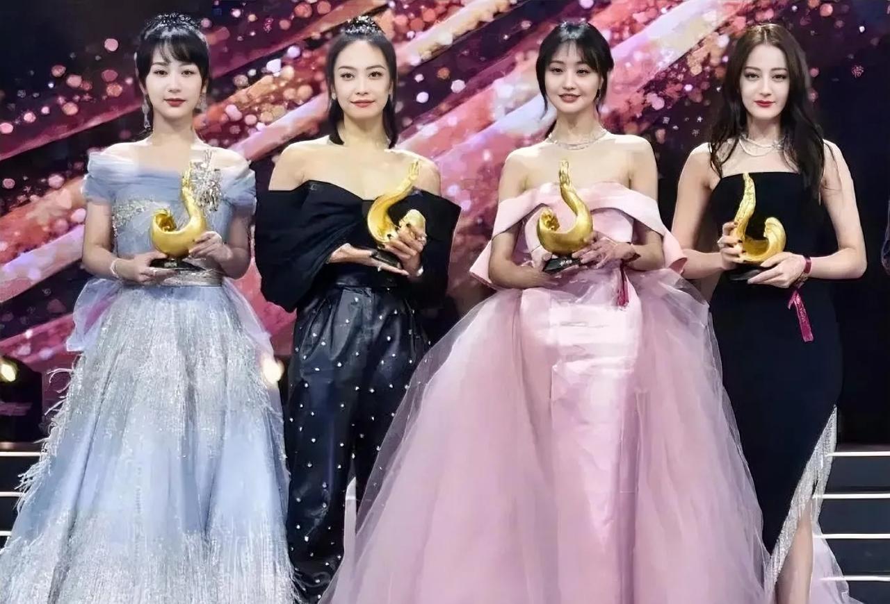群飞杨幂赵丽颖郑爽刘亦菲群星璀璨，杨幂、赵丽颖、郑爽、刘亦菲的演艺之路-第2张图片