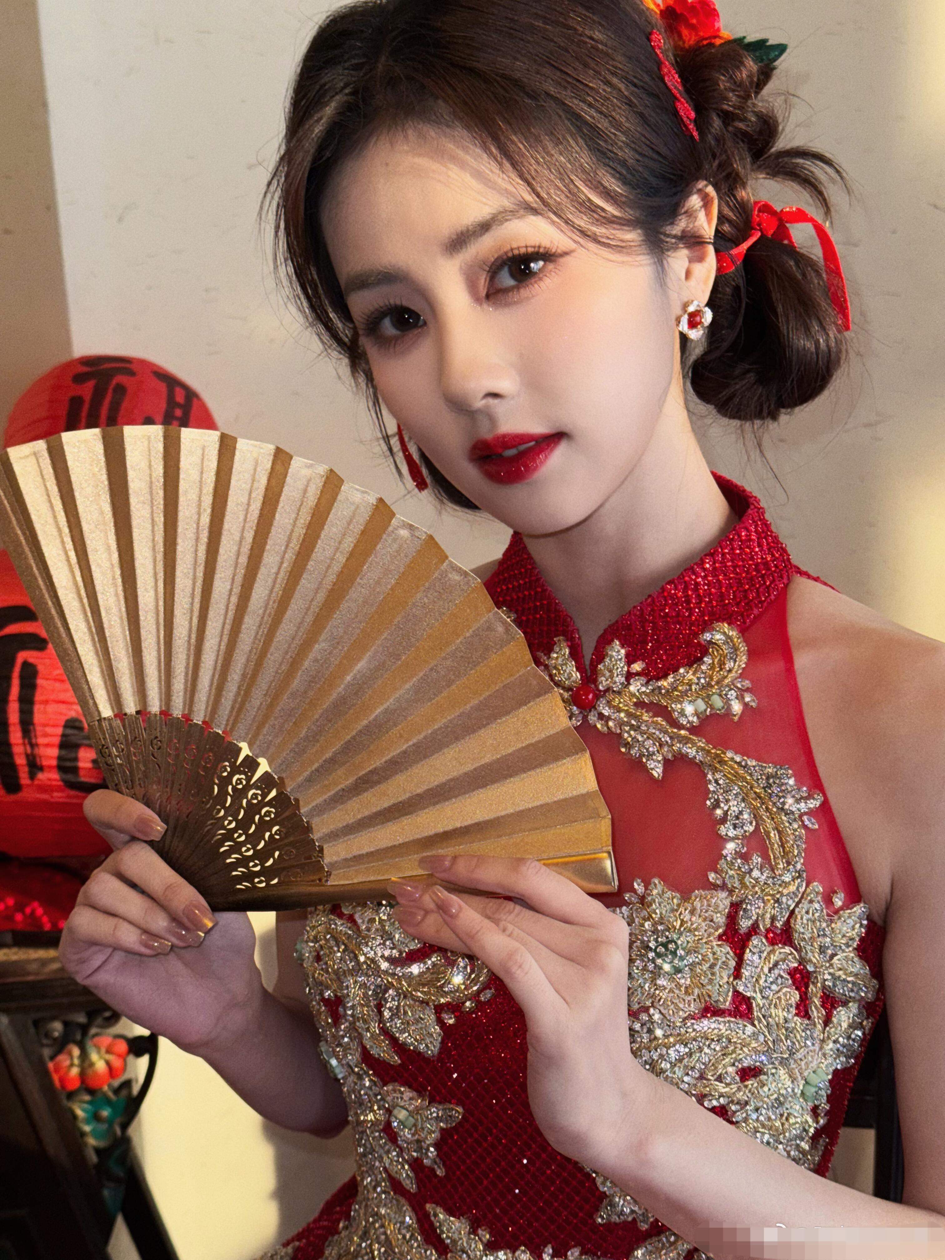 白鹿明星人脸替换脸造型视频白鹿明星人脸替换脸造型视频，探索虚拟技术与现实娱乐的融合-第3张图片