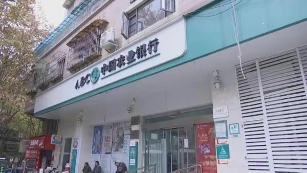 公交车上的意外遭遇-第3张图片