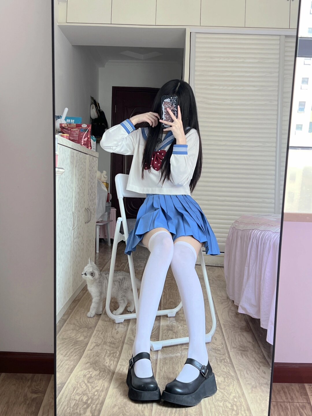 情趣白丝女仆下部被揉小说合集情趣白丝女仆故事集，探索下部的温柔揉捏-第2张图片