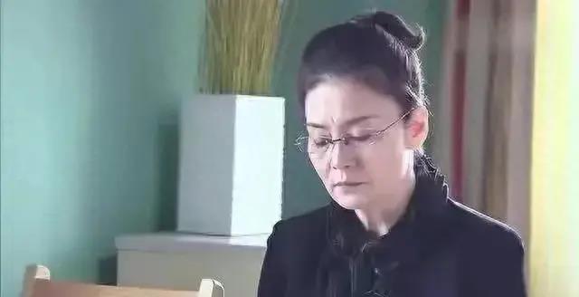 公交车被cao得合不拢腿口述过程公交车上的意外遭遇，一次不愉快的经历
