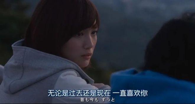 男生J桶进女人P又色又爽又黄男生J桶与女人P的色情体验，禁忌之爱，还是道德的挑战？-第1张图片