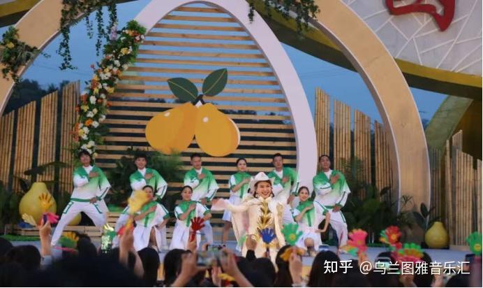 乌兰图雅的pB多大乌兰图雅的音乐才华与个人魅力-第3张图片