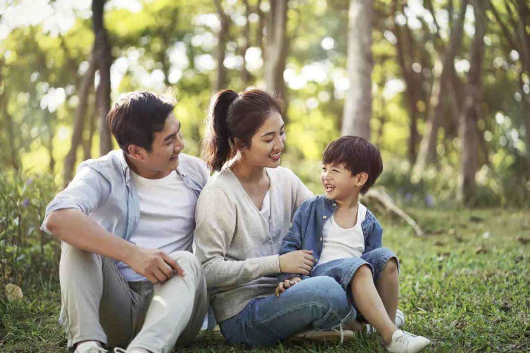 花季传媒app黄版软件花季传媒APP下载指南，如何安全下载3.0.2版本及避免误入黄软件陷阱-第1张图片
