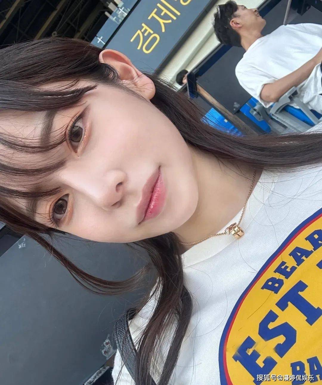 风流少妇A片一区二区蜜桃风流少妇与A片一区二区蜜桃的探索