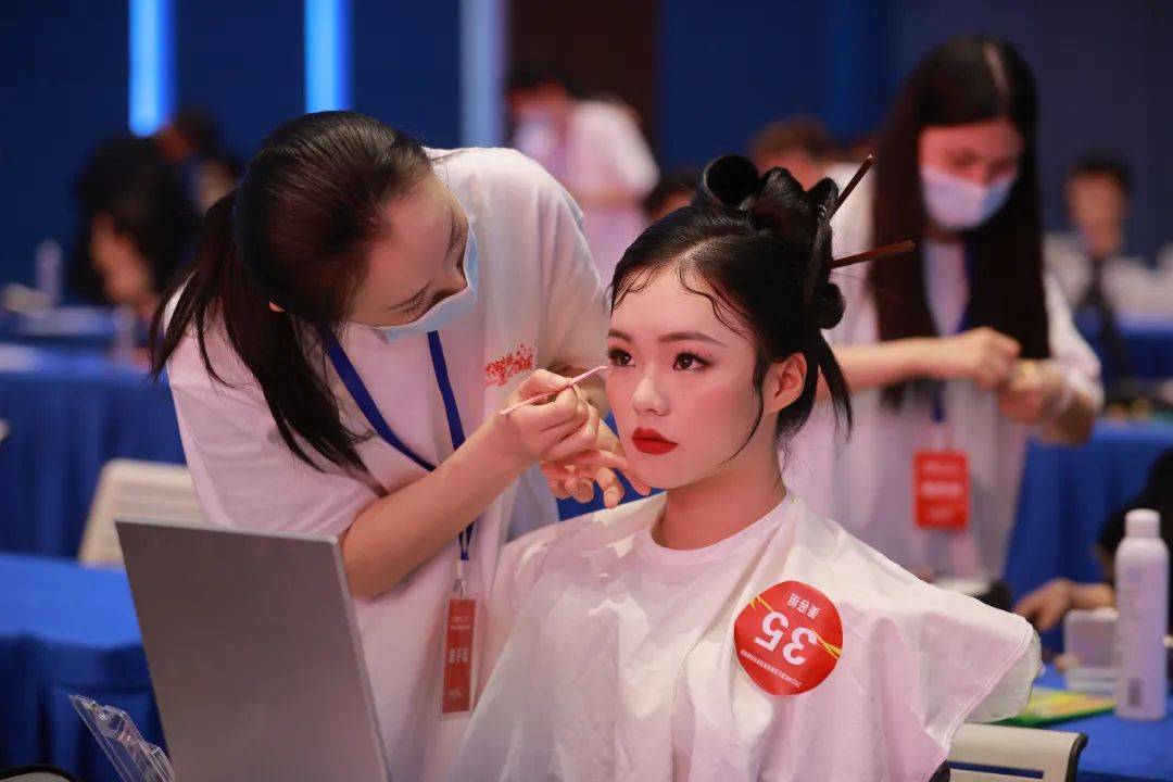 品se堂新址探秘，寻找时尚与品质的交汇点-第1张图片