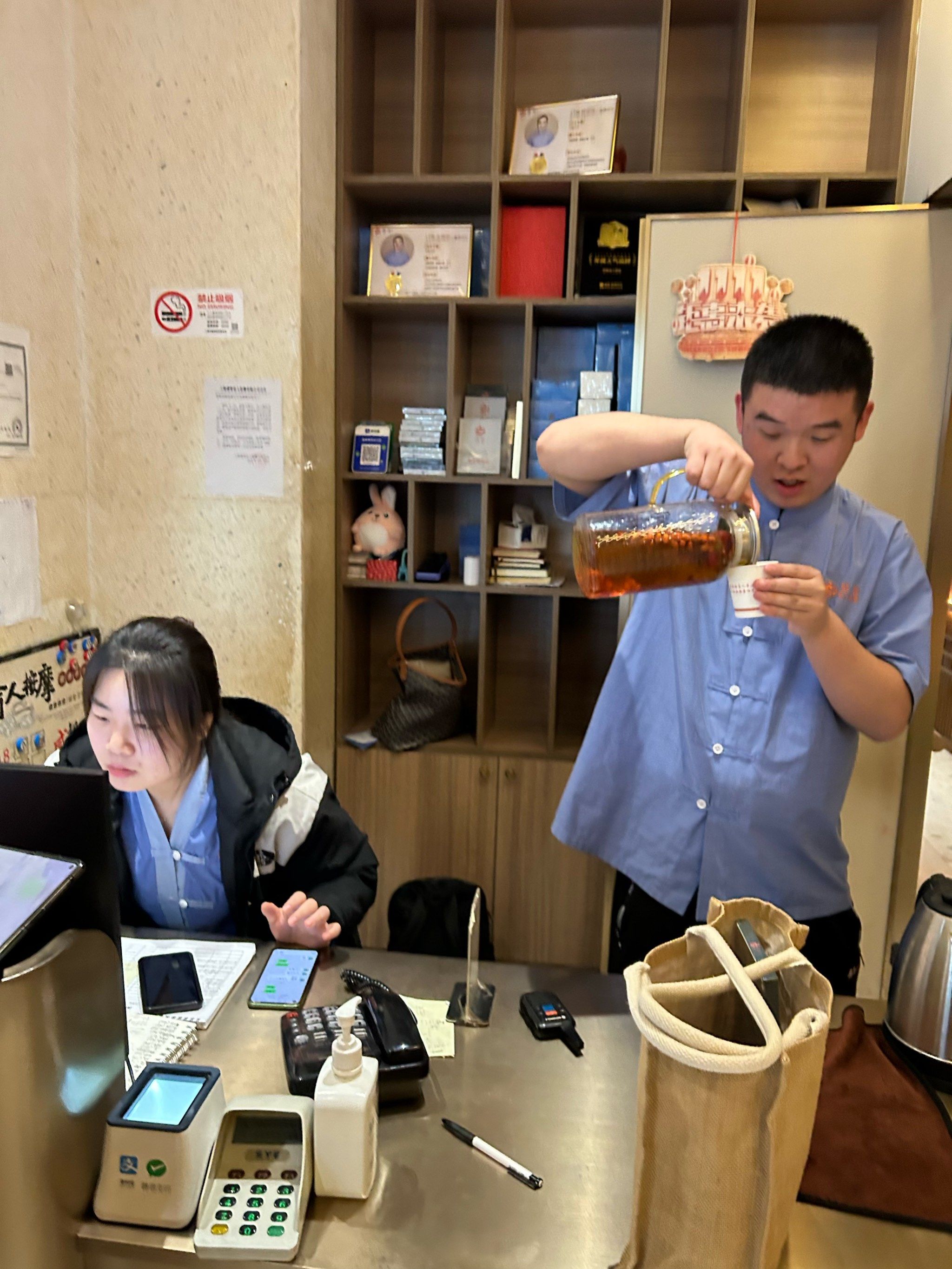 一位女士的推油经历一位女士的推油经历-第2张图片