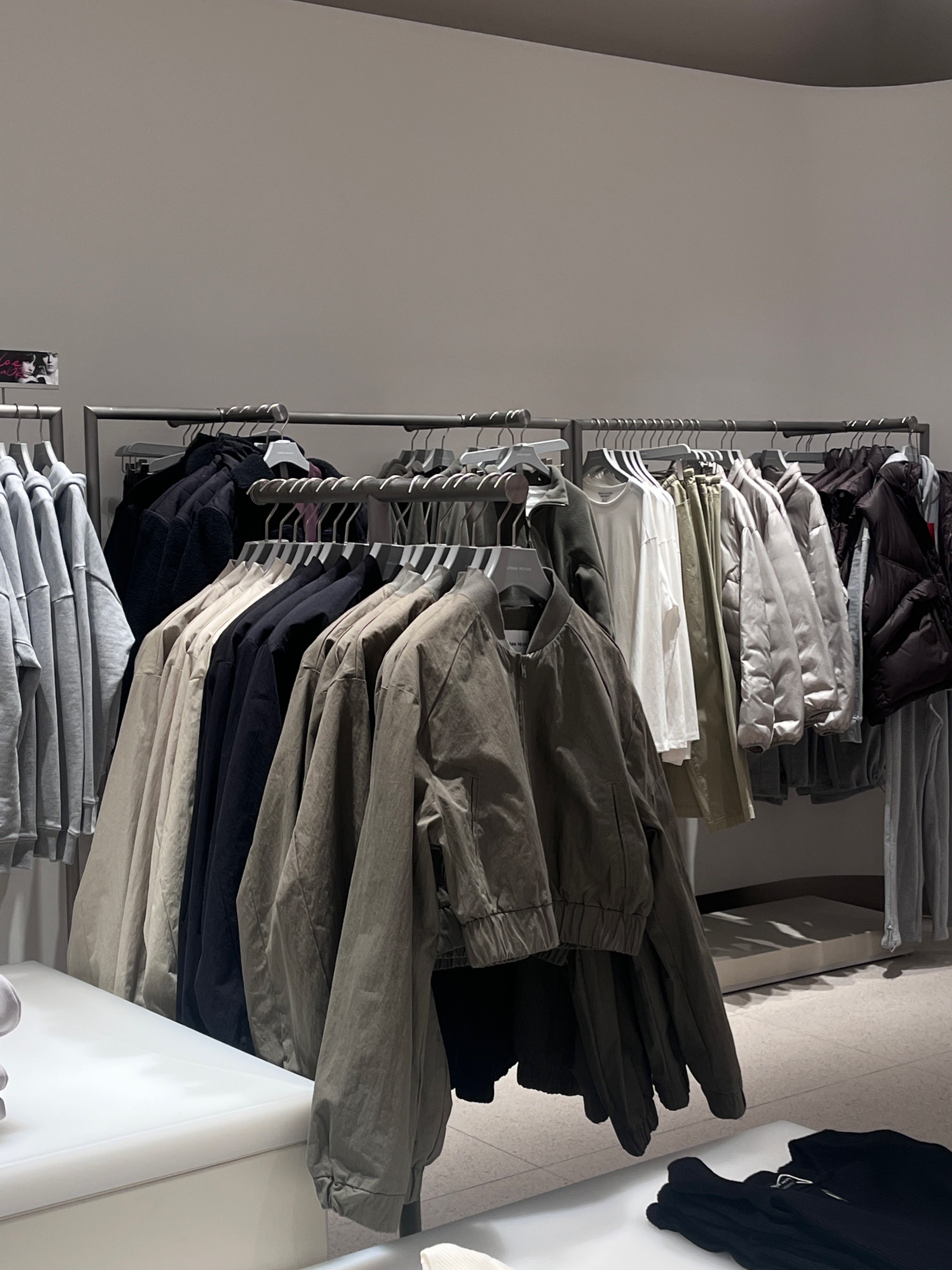 LULULEMON亚洲版国际版LULULEMON，亚洲版与国际版的时尚交融