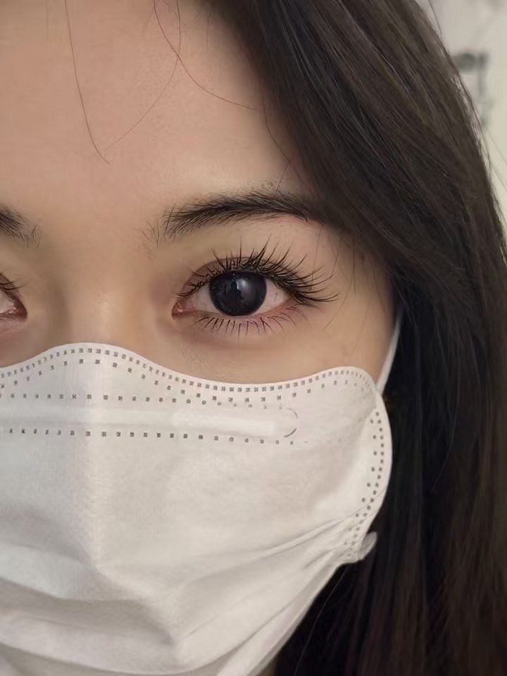探索成熟亚洲妇女的魅力，毛茸茸的性画廊之旅-第2张图片