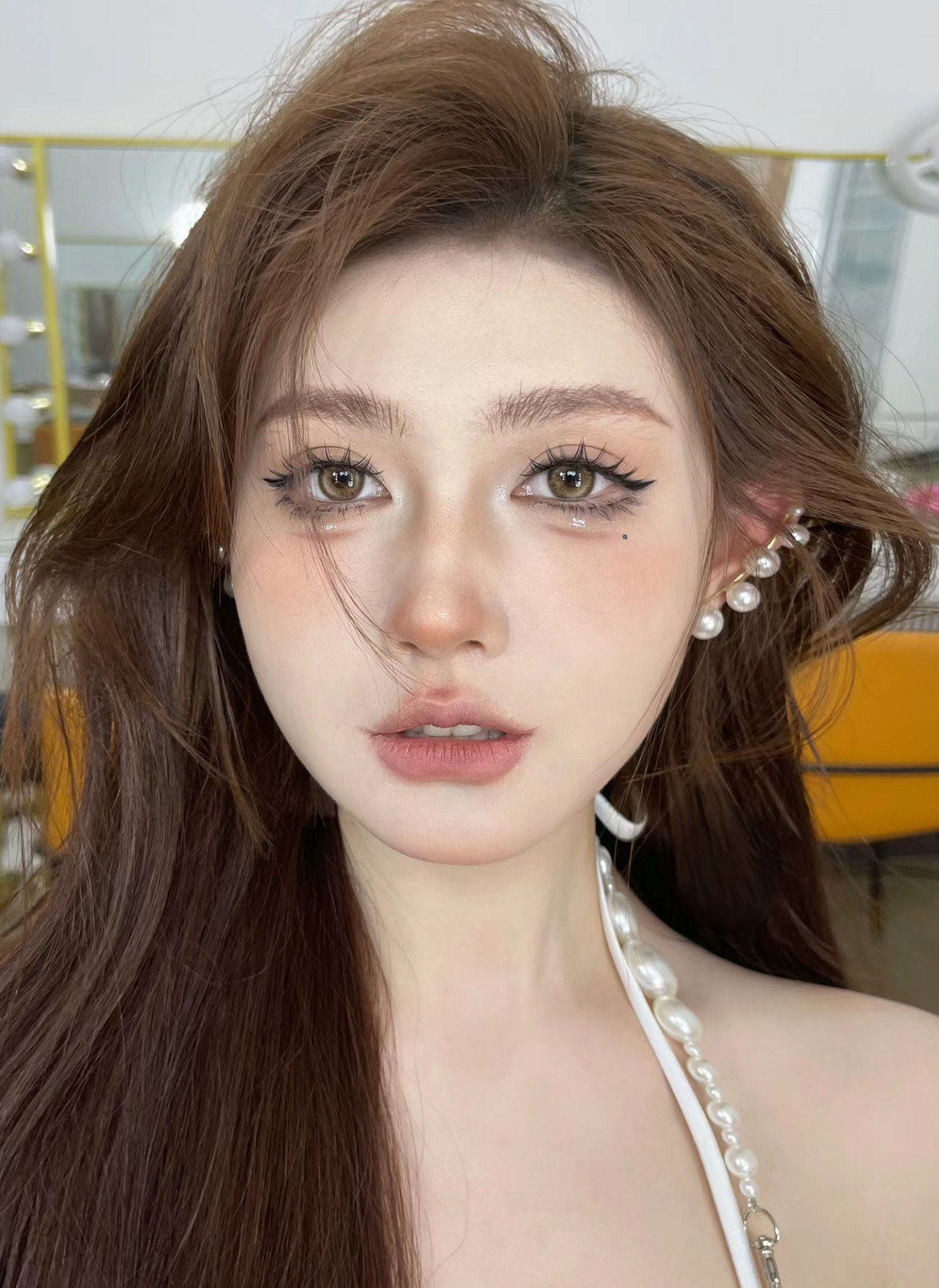 美女日系裸妆照美女日系裸妆照，清新自然的妆容之美