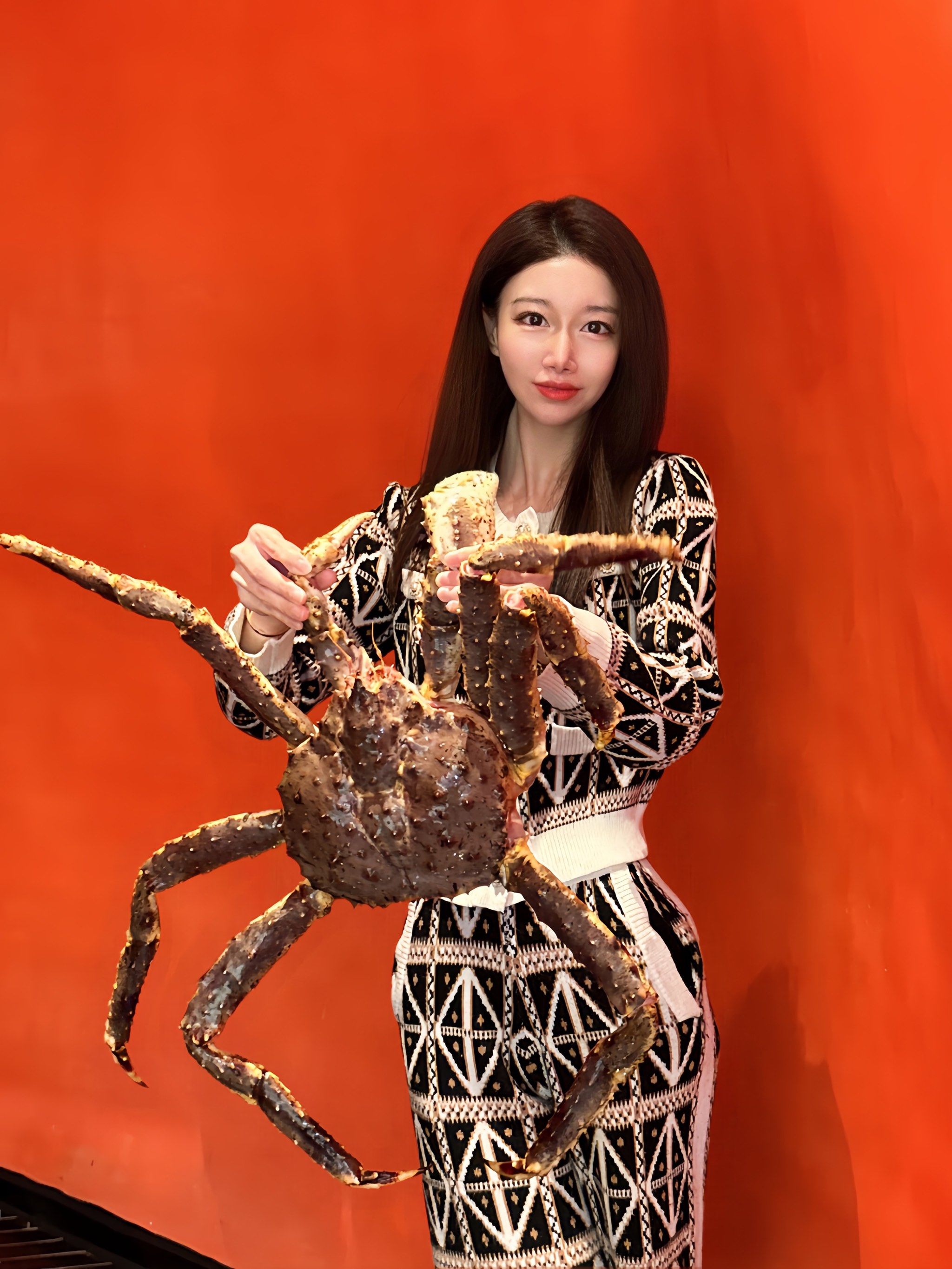 硕大无比的魅力——记一位BBW胖老太太的非凡人生-第3张图片