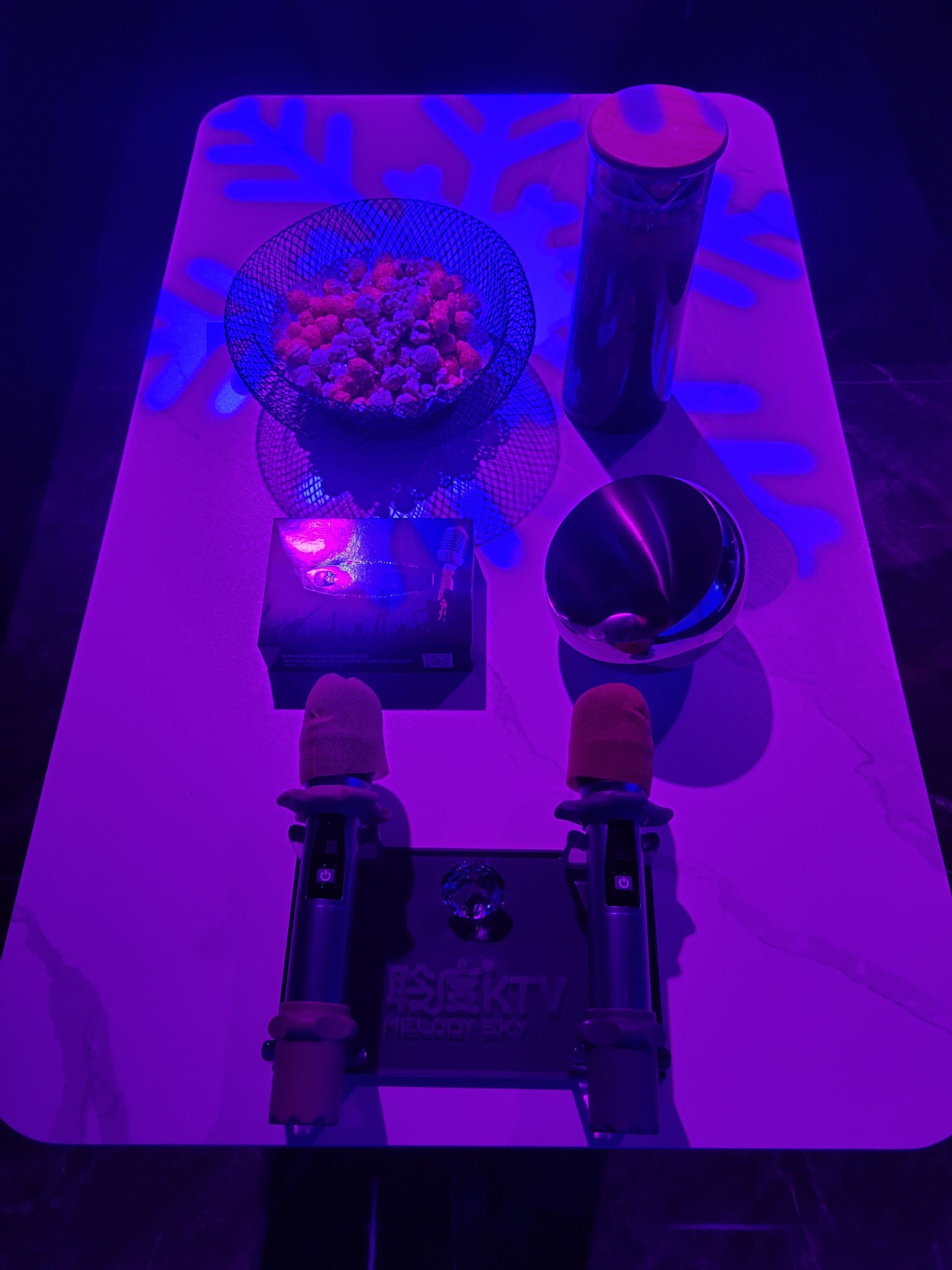 沉浸于音乐世界——已满L8点此进入，带好耳机的美妙体验