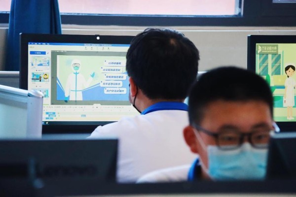 在教室被老师伦流CAO教室中的教育反思-第3张图片