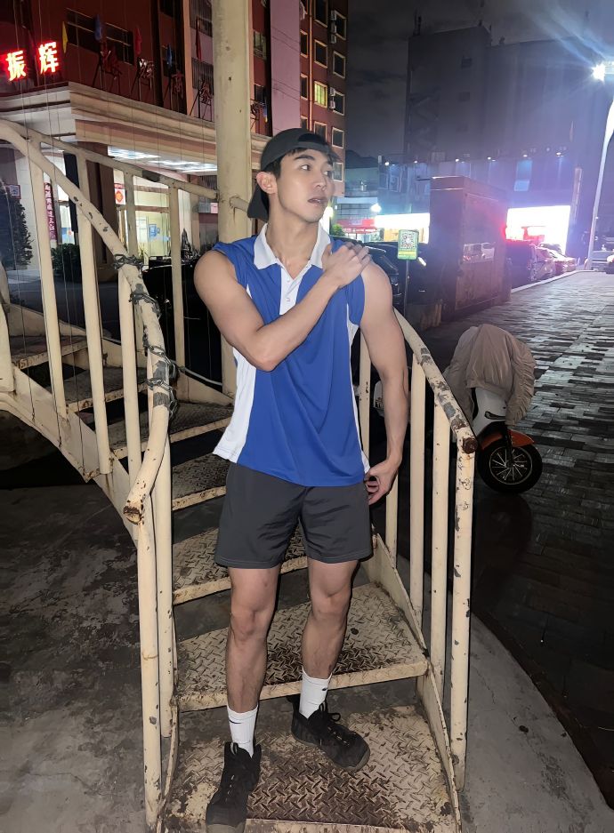 result体育生探索GayFuck文化下的体育生风采