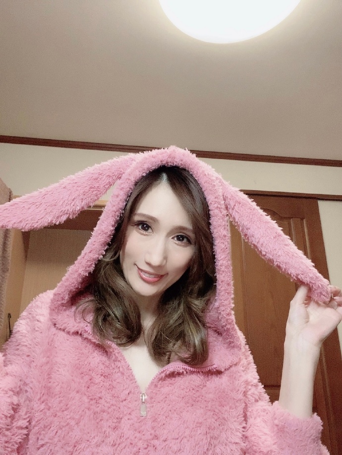 京香Julia Bt无码京香julia bomn026，探索东方美学的魅力-第1张图片