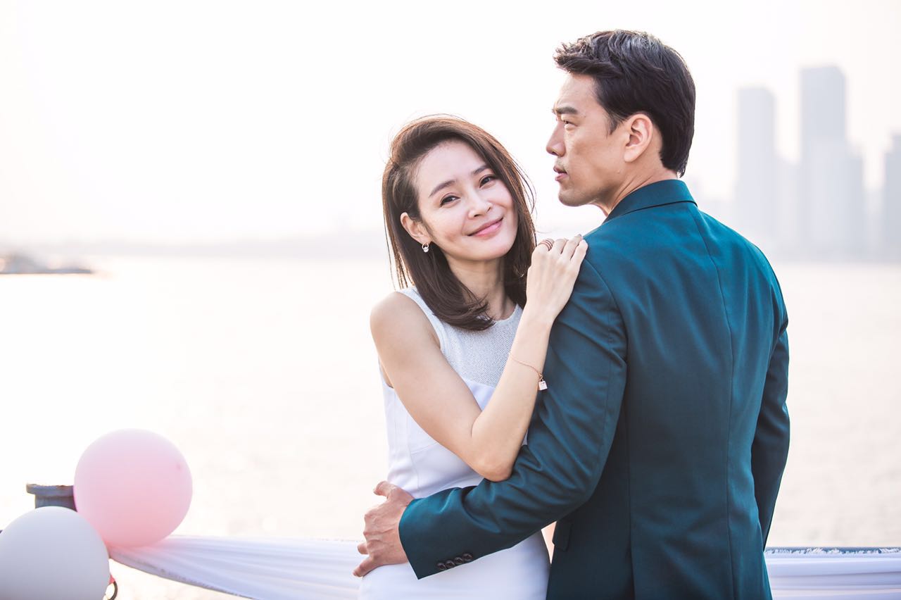 小莹的奶水小莹的奶水——滋养与爱的源泉