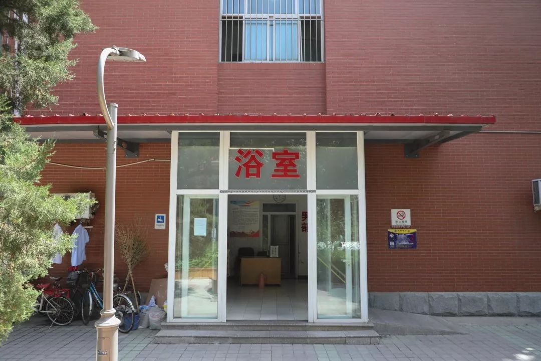 女生浴室自杀事件深度剖析-第3张图片