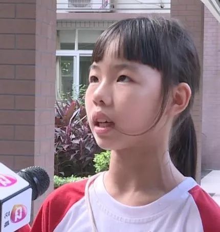 坐在学霸的鸡上背单词笔趣阁小雪学霸之鸡，鸡背上的单词之旅-第2张图片