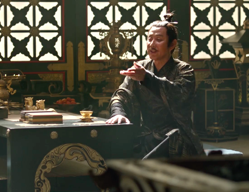 帝王挺着肚子坐不下 小说帝王之腹，尊荣背后的坐姿困扰