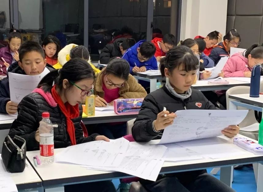 最近2019免费中文第一页探索2019年免费中文第一页的魅力与价值