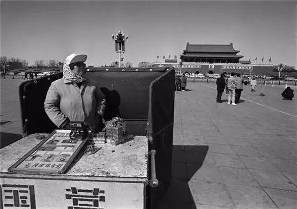 老太太的BGMBGMBGM交视频，时代的独特记忆