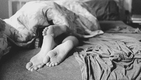 女生打扑克为什么要叫扑克女生打扑克时为何会有叫的称呼？