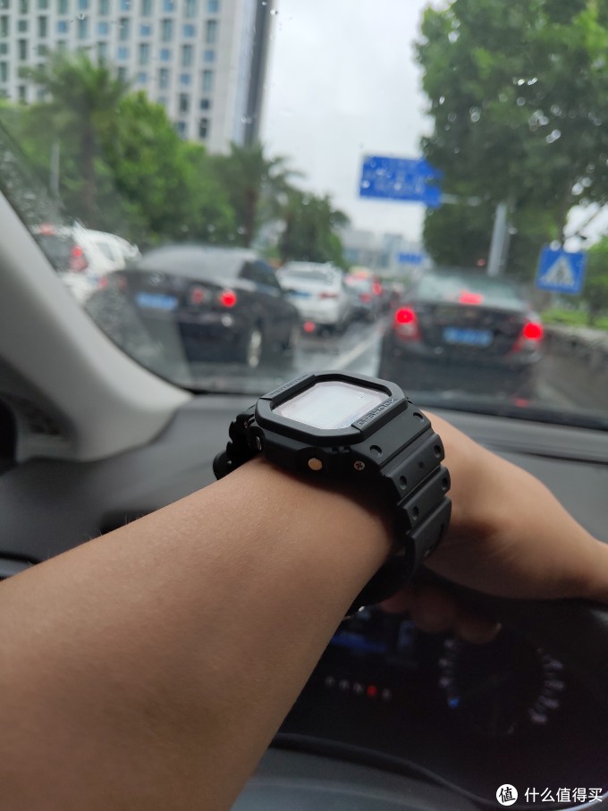 晚上开车又疼又叫的声音免费文章夜间驾驶的独特体验，声音的探索与理解-第3张图片