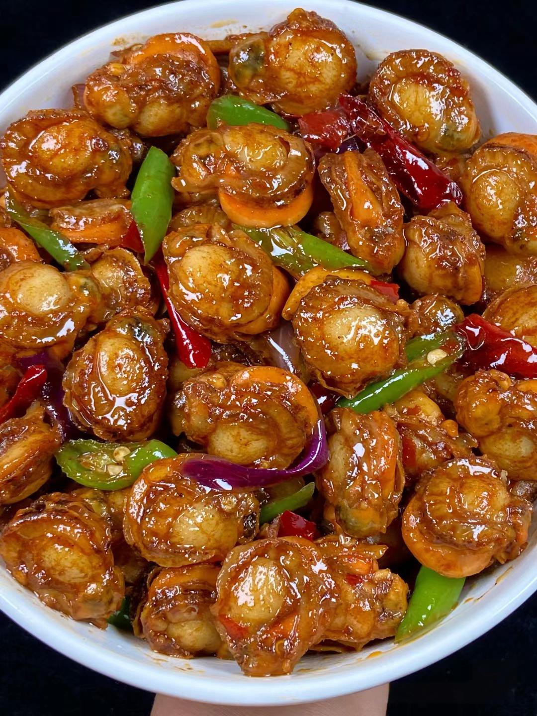 宝宝腿再开大一点就能吃到扇贝了宝宝腿开大一点，探索扇贝的美味世界