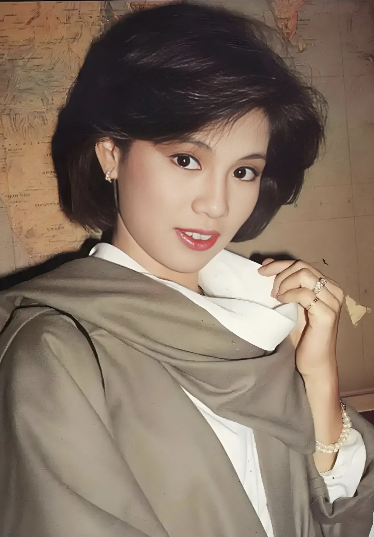 射雕外传之黄蓉传小说射雕外传之黄蓉，江湖传奇的智慧女神