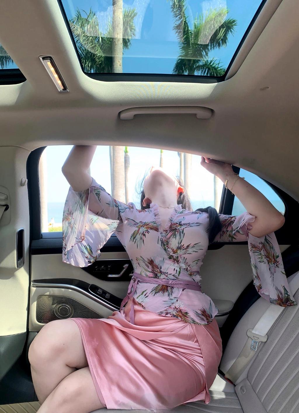在车里要了女朋友过程车内的温馨瞬间，与女友的亲密过程-第2张图片