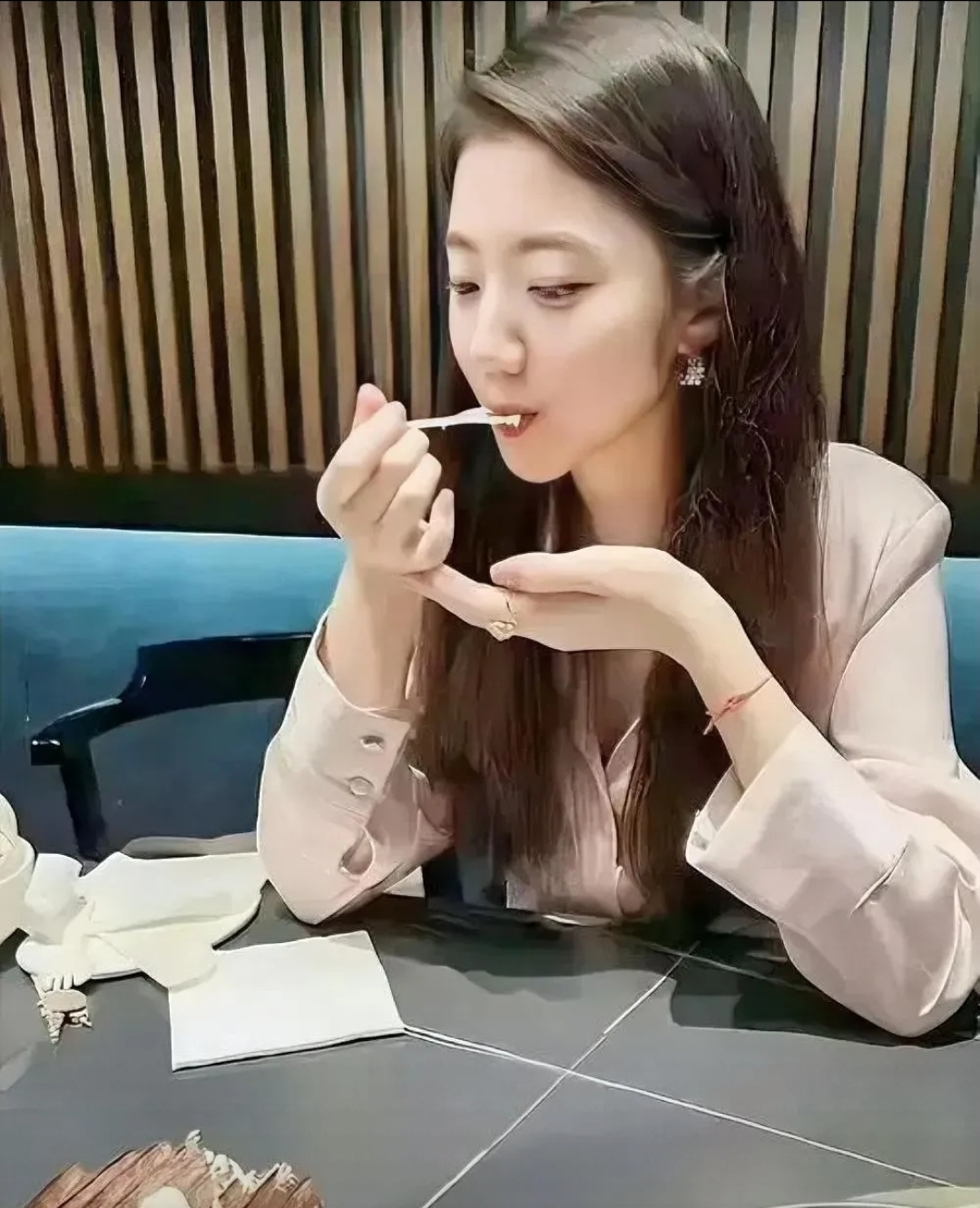 张津瑜的9分58秒7段免费张津瑜的9分58秒，七段精彩瞬间免费分享-第3张图片