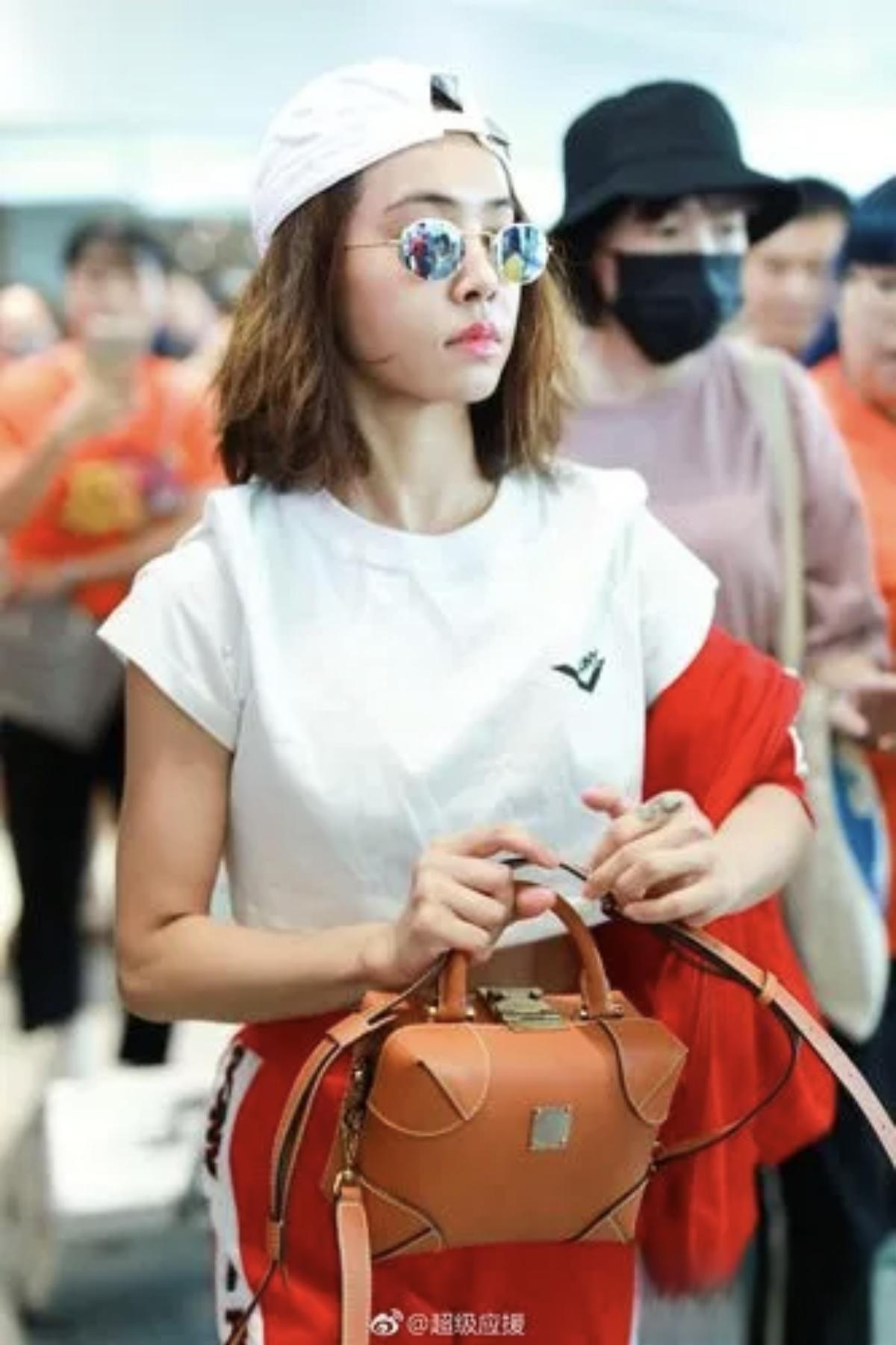 中国娇小女性的自由与枯瘦之美-第2张图片