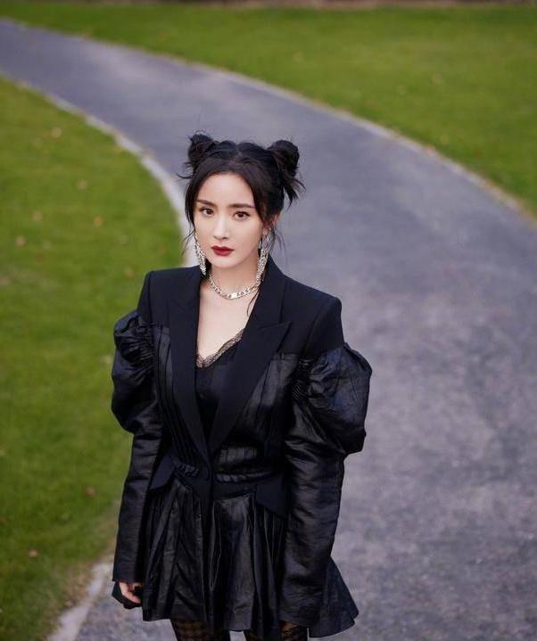 杨幂不真实杨幂名誉保卫战，不雅照片传闻的真相与思考-第2张图片