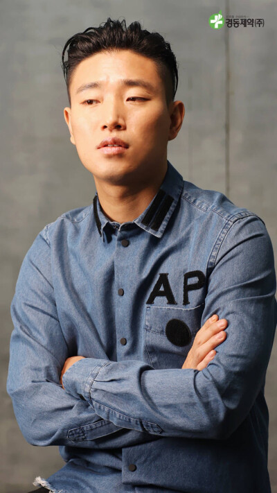 英俊帅气体育生帅气体育生Gary的非凡人生，从出生到运动场上的辉煌-第1张图片