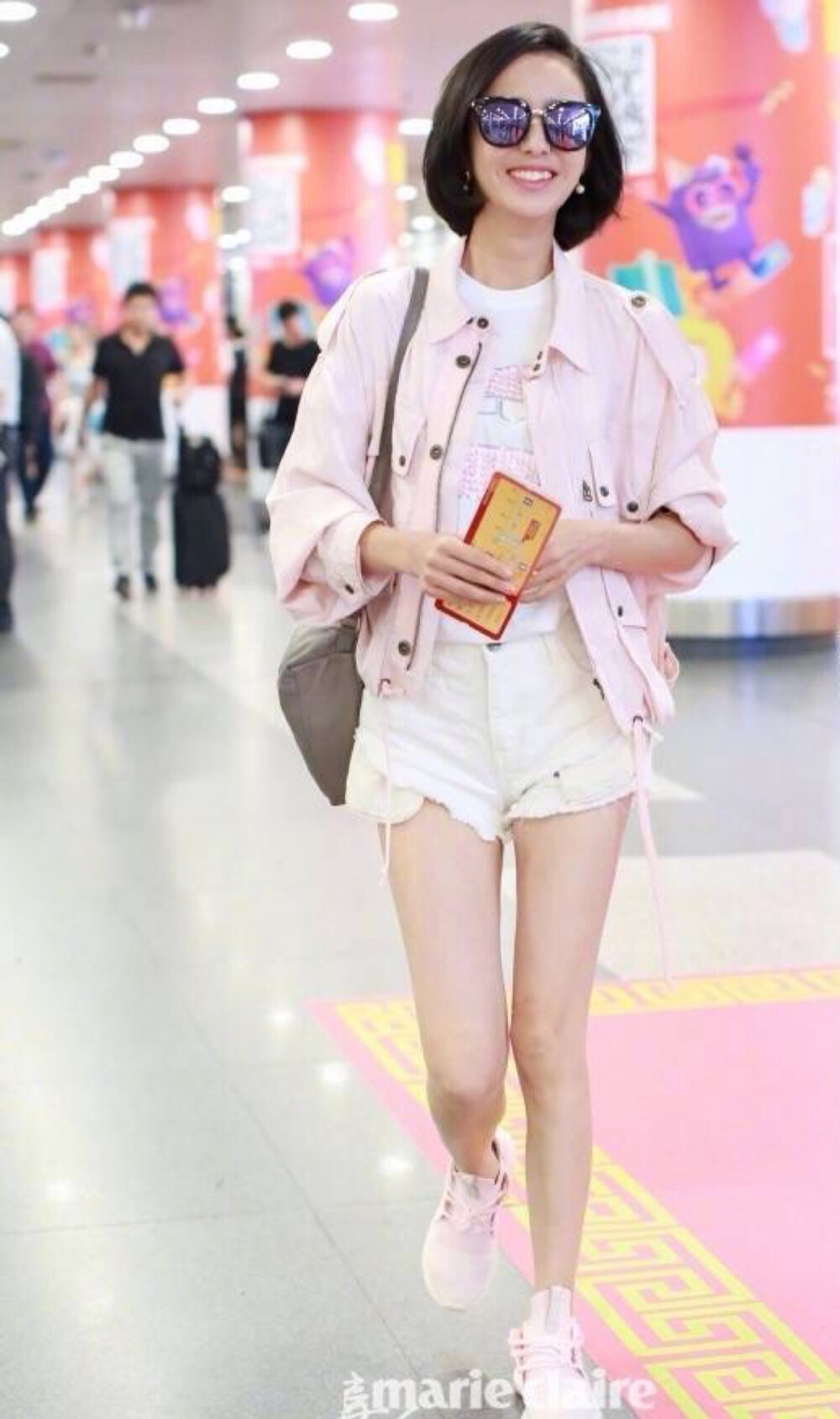 天上人间涉及的明星天涯佟丽娅与传说中的天上人间天涯之谜