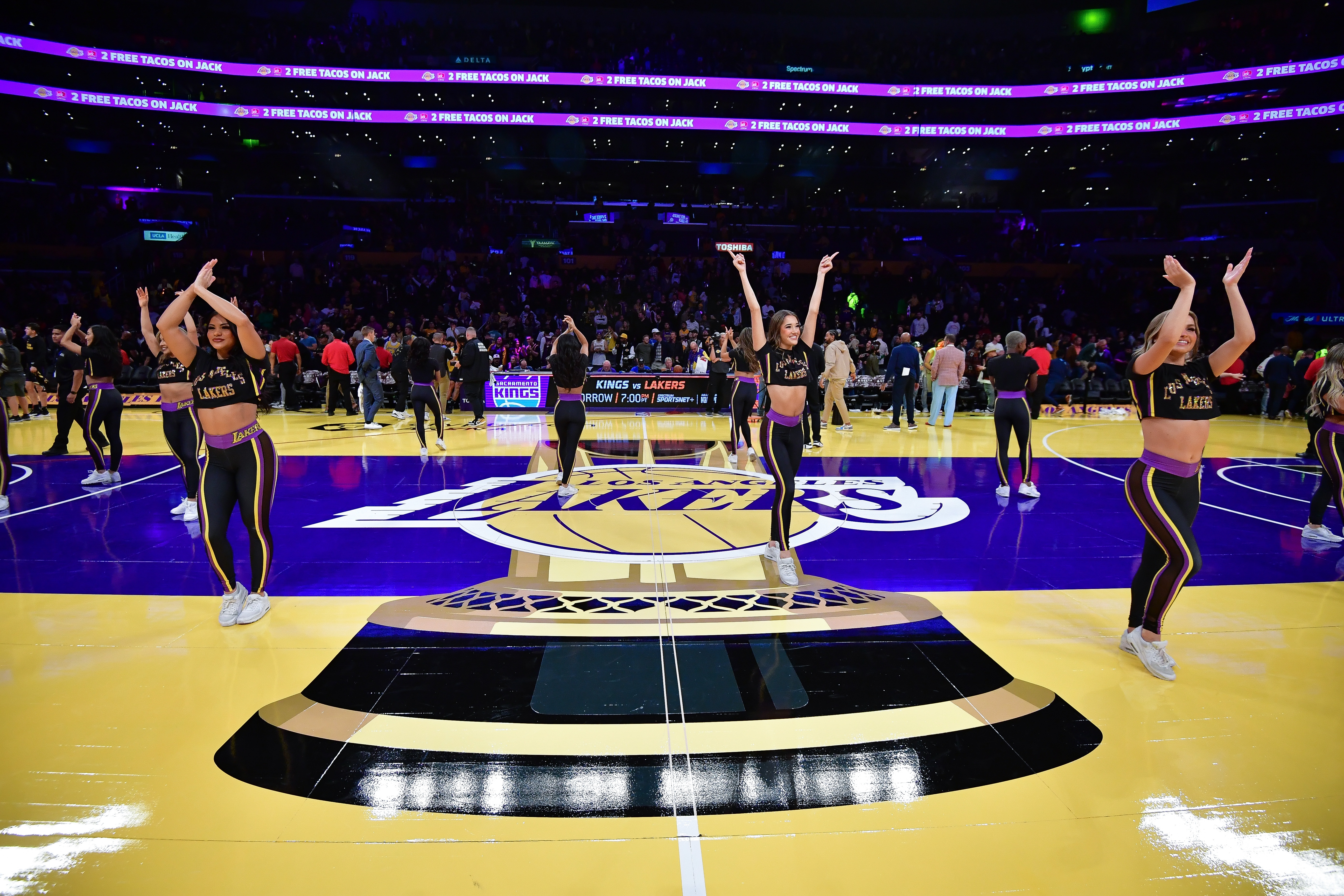 nba季后赛十佳球视频NBA季后赛十佳球精彩瞬间回顾