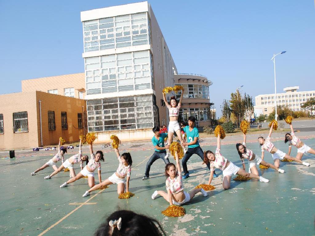 美国10次啦啦操计划美国十次之探索与成长-第2张图片