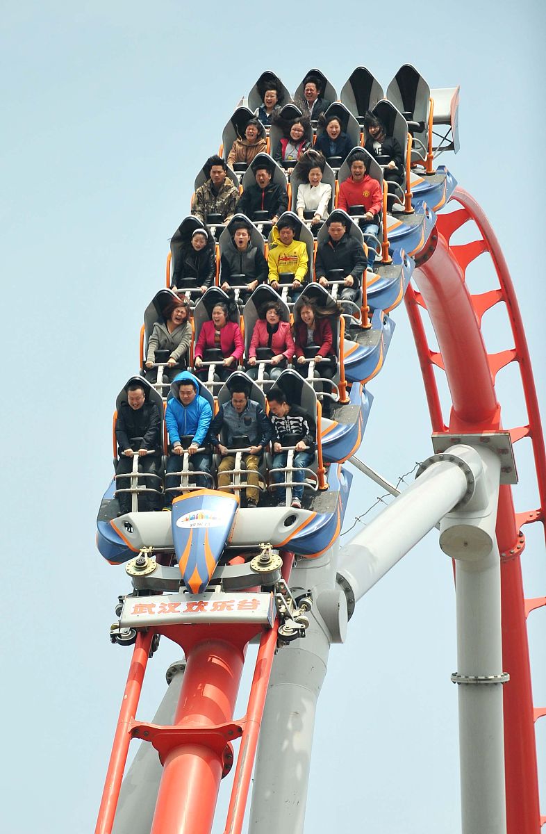 在车里遭遇的八次碰撞之旅-第2张图片