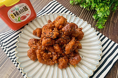 四四方方像块饼,胡椒芝麻里面淋一粒一粒嘴里过是什么SISIFA的奇妙世界