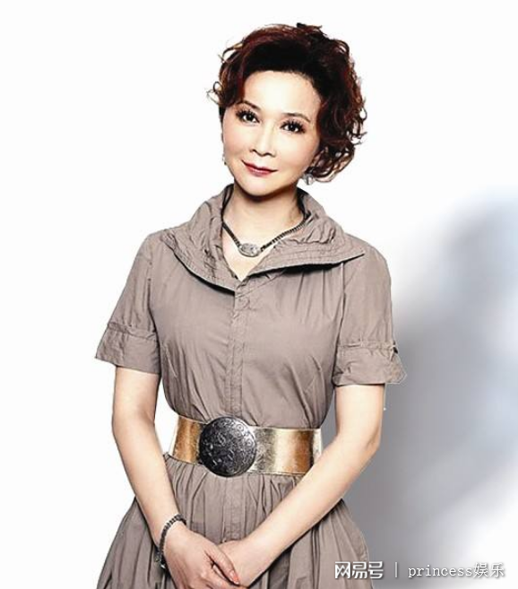 潘晓婉潘晓婉，一位才华横溢的艺术家