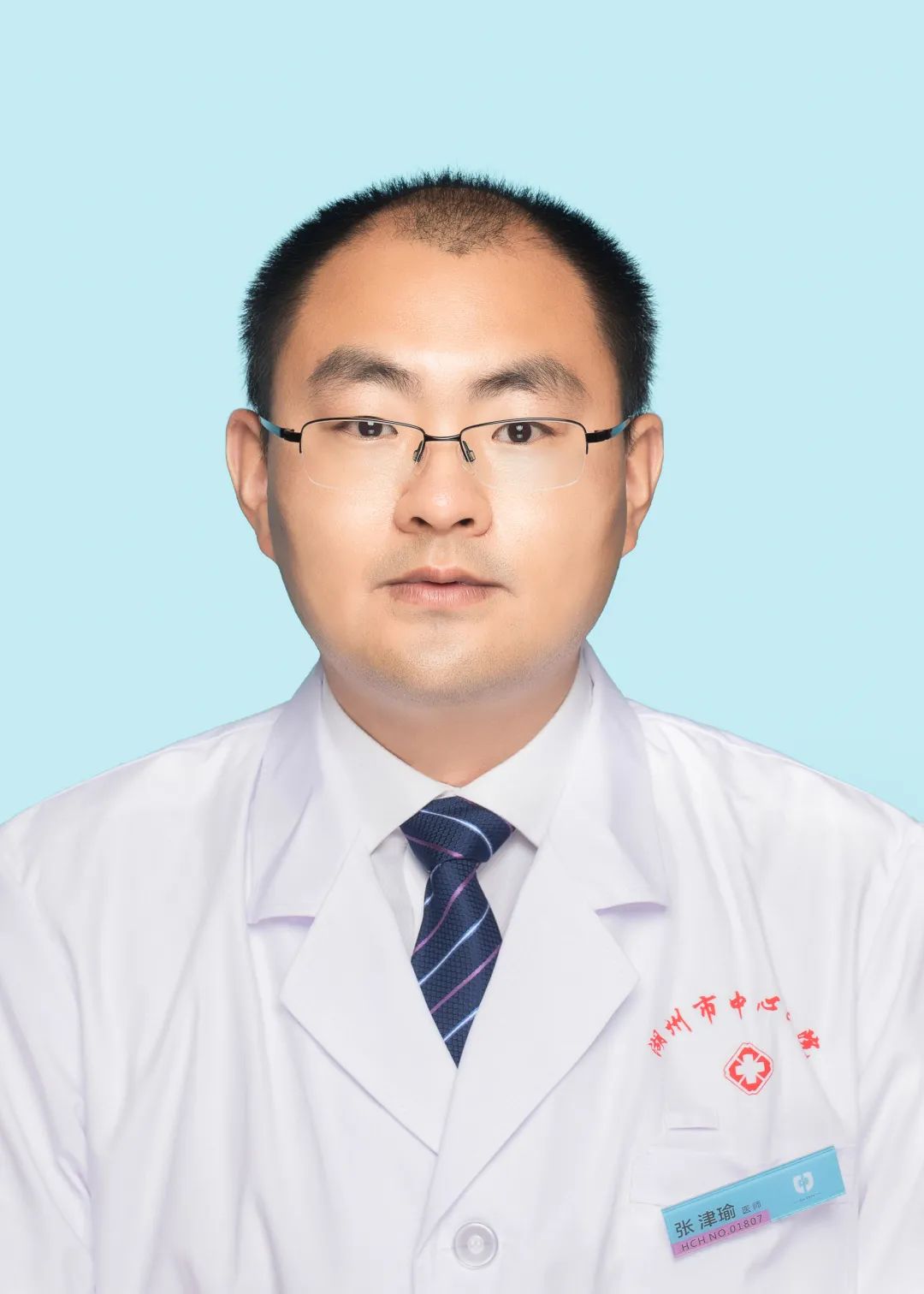 张津瑜简介吕总是谁张津瑜，一位才华横溢的杰出人物简介