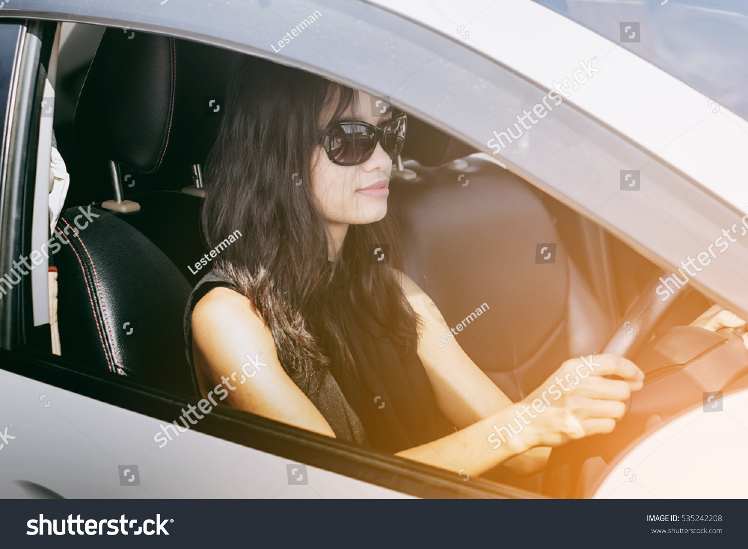asian呦女爱爱youlogoeat探索ASIAN文化中的女性爱爱之美-第3张图片