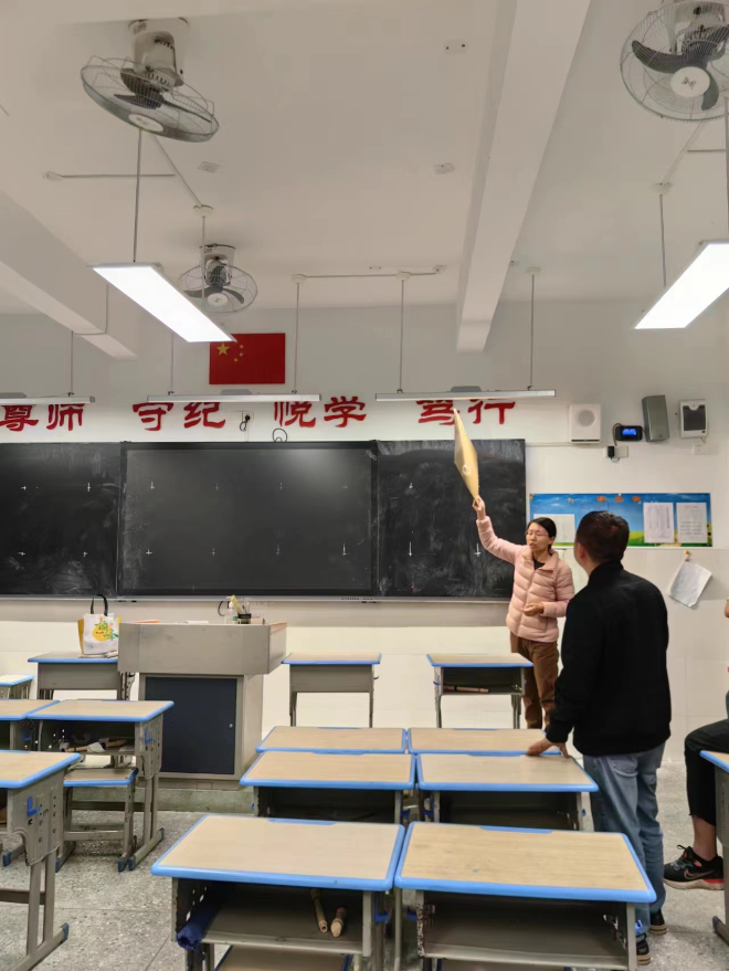 老师办公室在我们教室旁边怎么说老师办公室的邻近之秘，教室旁的智慧与便利-第1张图片