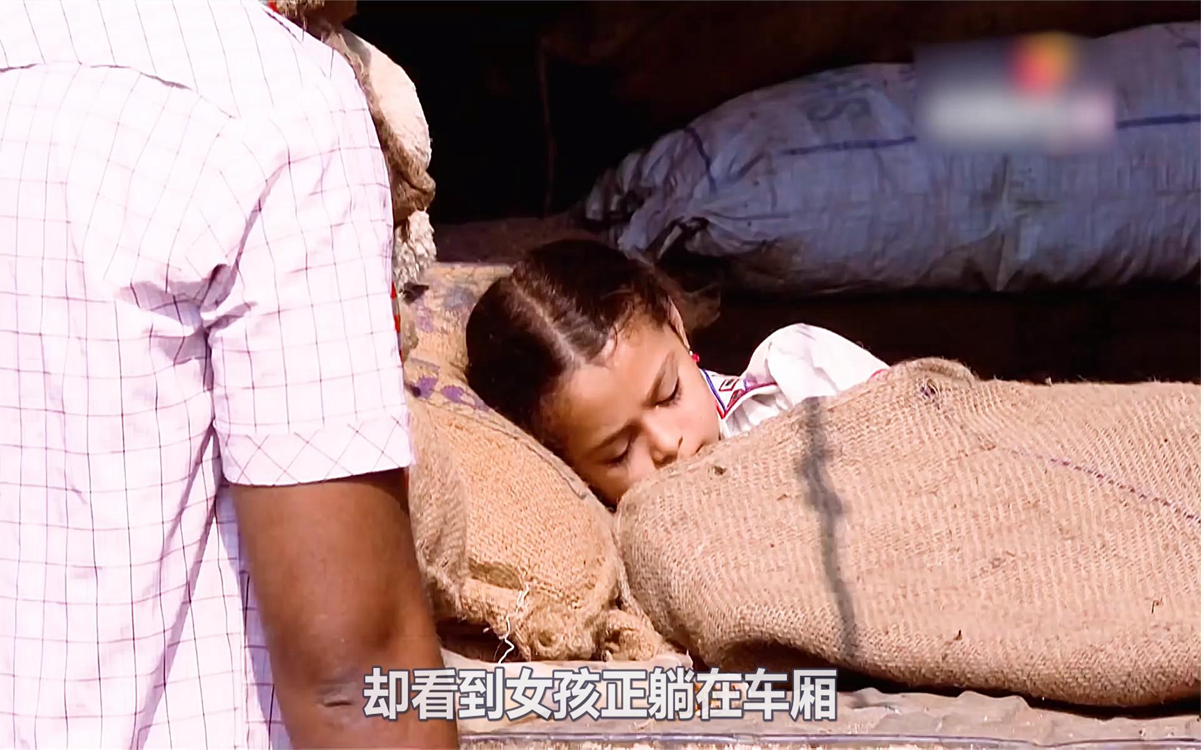 男人被绑着强行摸j男人被绑强行摸J的困境与思考