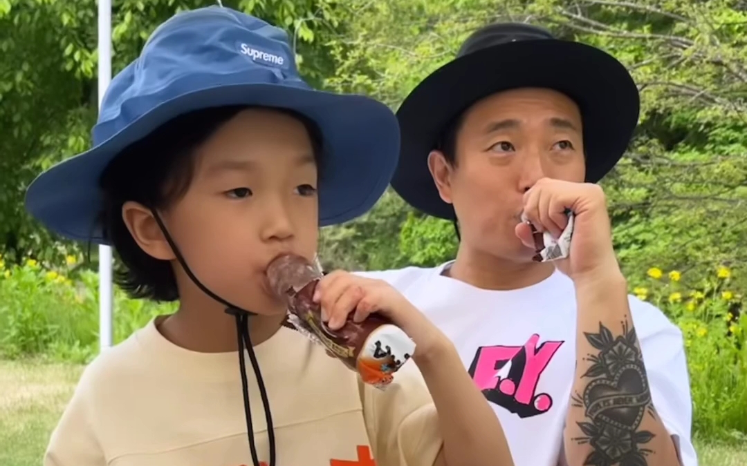 小鲜肉GARY的2022年飞机之旅-第3张图片