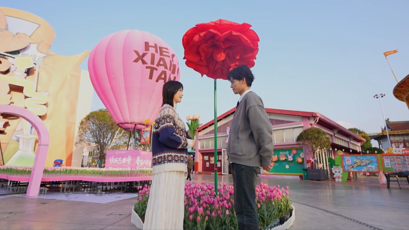 欲满花都欲满花都——繁华都市的浪漫与追求
